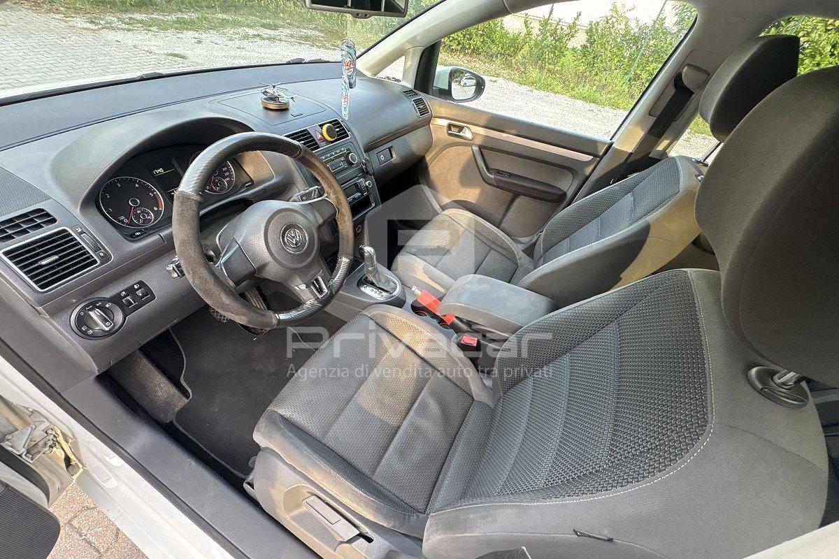 VOLKSWAGEN Touran Business 1.6 TDI DSG Comfortline