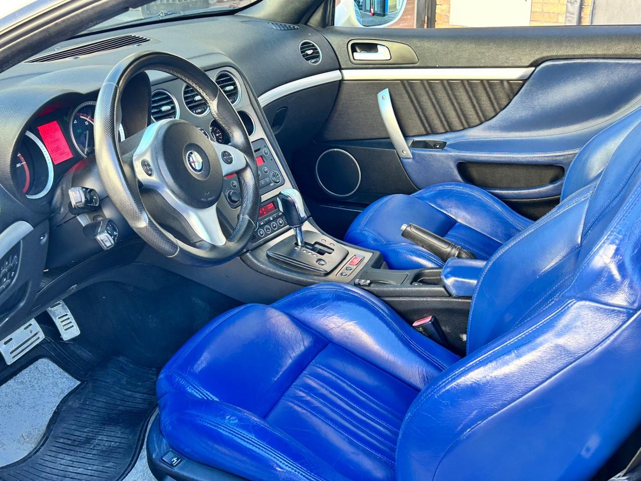 Alfa Romeo Spider 2.4 JTDm 200CV Q-Tronic