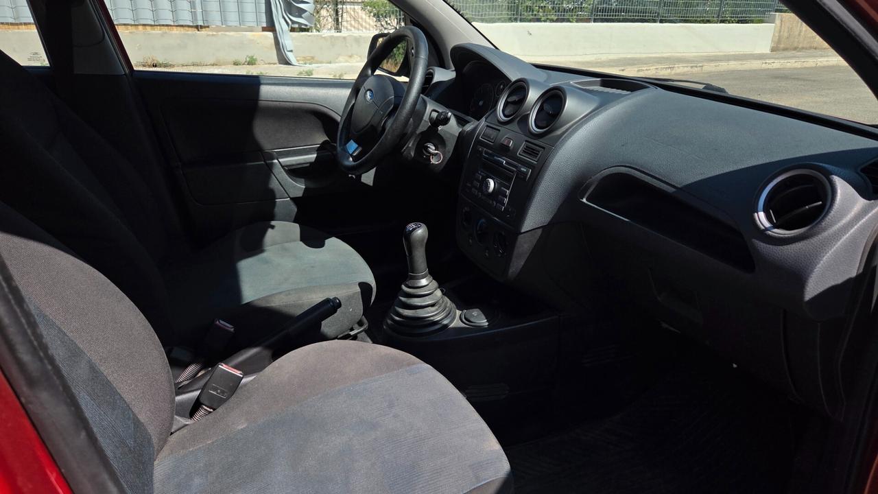 Ford Fiesta 1.4 TDCi 5p. Titanium