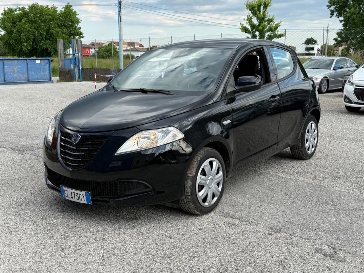 Lancia Ypsilon 1.2 69 CV 5 porte Gold