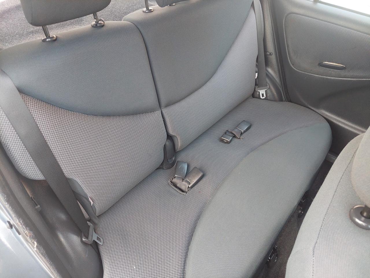 Toyota Yaris 1.0 Benzina 5 porte