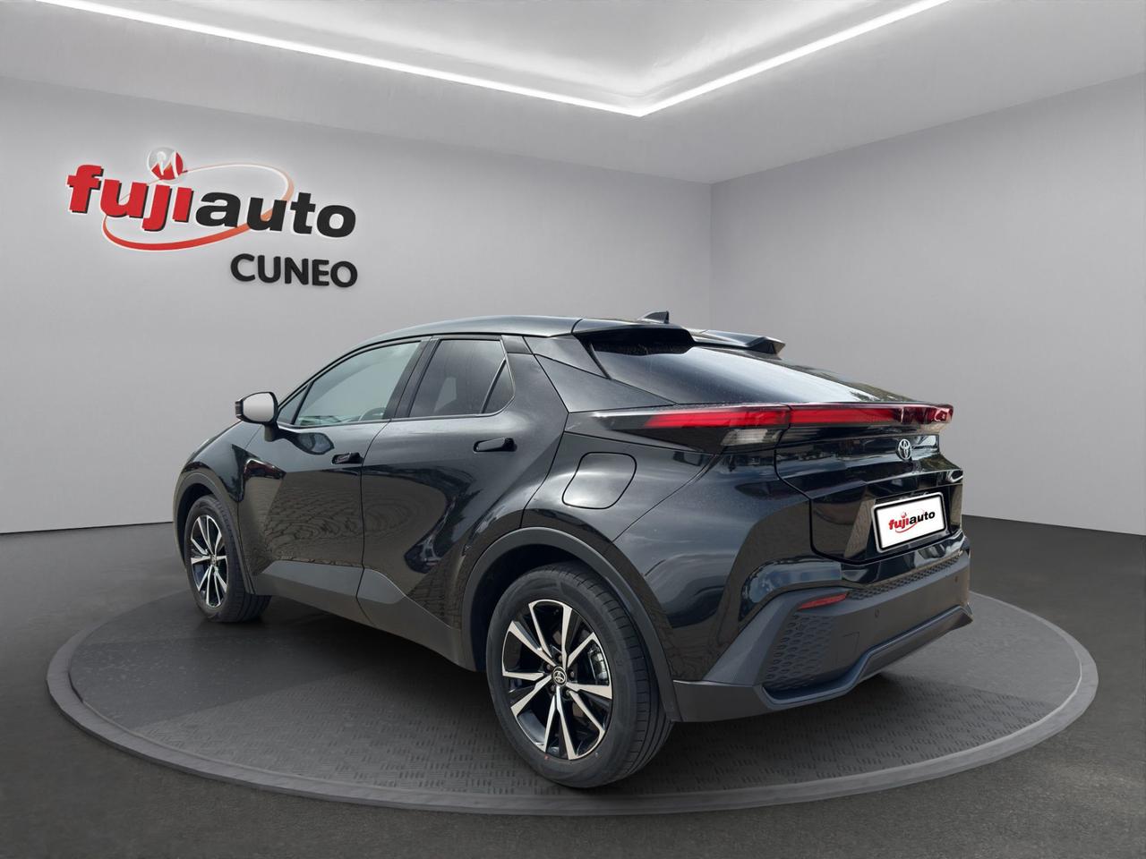 Toyota C-HR 2.0 phev Trend fwd e-cvt
