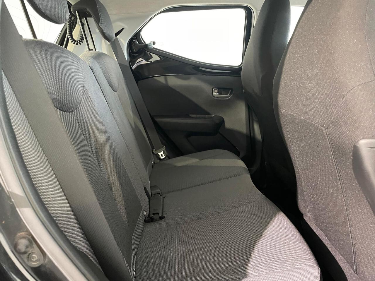 Toyota Aygo Connect 1.0 72CV X-CONNECT NEOPATENTATI