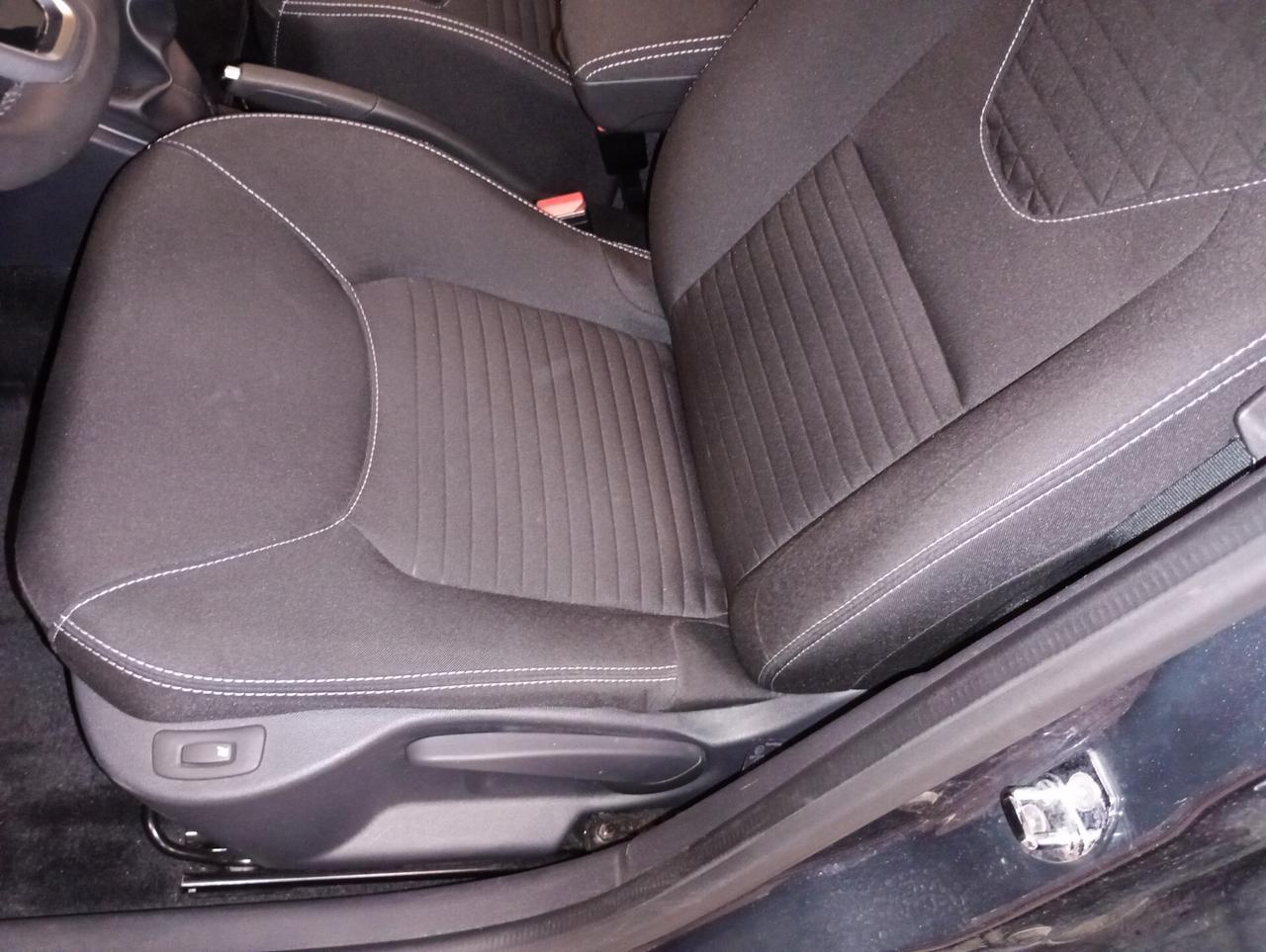 Renault Clio TCe 12V 90CV Start&Stop 5 porte LIMITED - NEOPATENTATI -