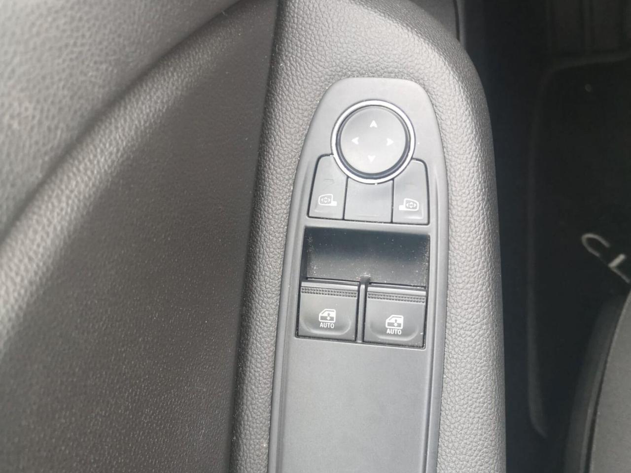 Renault Clio TCe 100 CV GPL 5 porte Equilibre