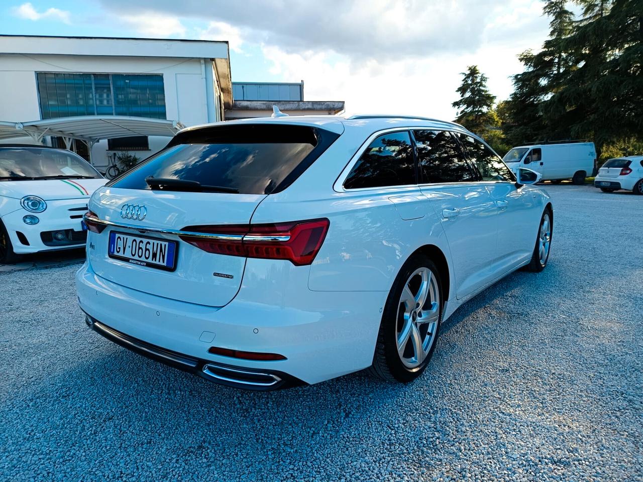 Audi A6 Avant 40 TDI S-Line Quattro Tua a 493€/Mese