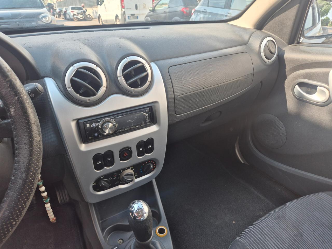 DACIA SANDERO 1.4 GPL ACCESSORIATA DI TUTTO 2010