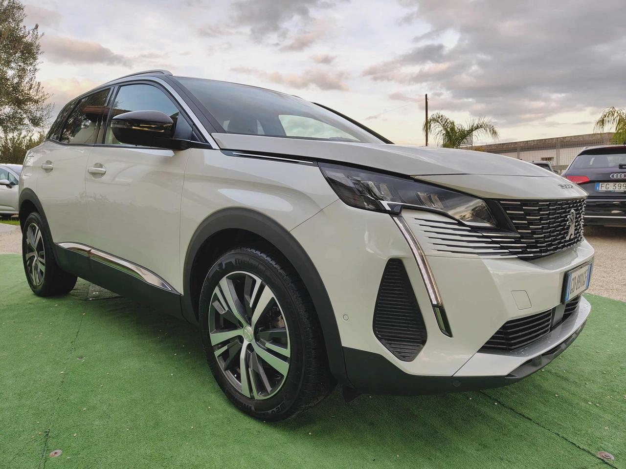 Peugeot 3008 BlueHDi 130 S&S EAT8 Allure Pack . 2021