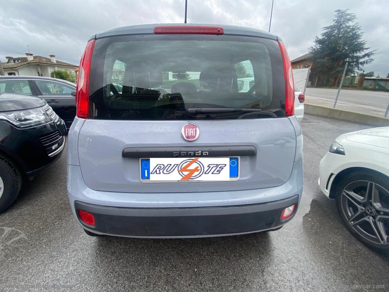 FIAT Panda 0.9 TwinAir Turbo Nat. Power Easy FIAT PANDA 0.9 t.air t natural power 80cv NEOPATENTATO
