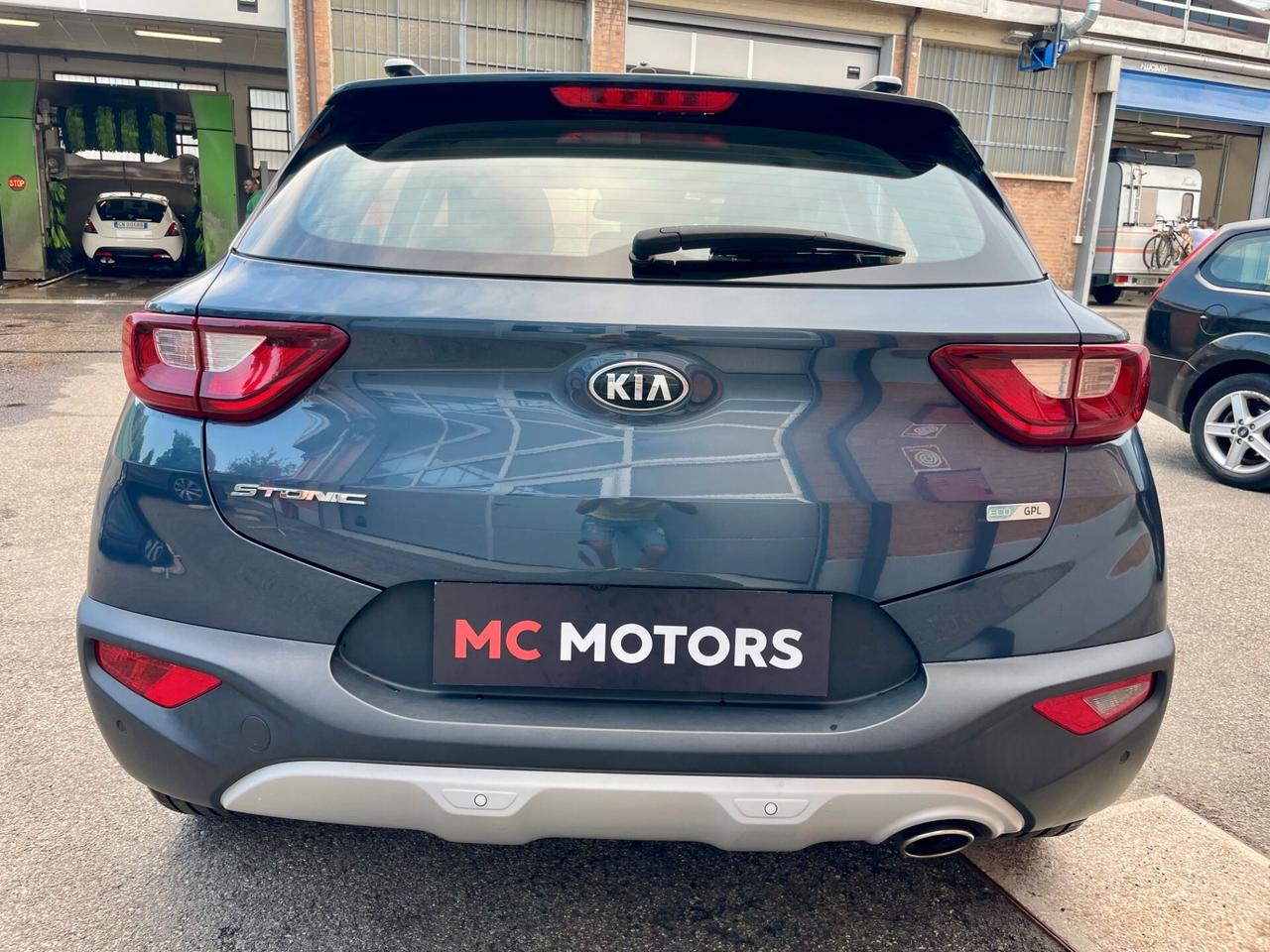 KIA STONIC -DESIGN PACK-2021-GPL ORIGINALE KIA-GARANZIA FINO AL 2028