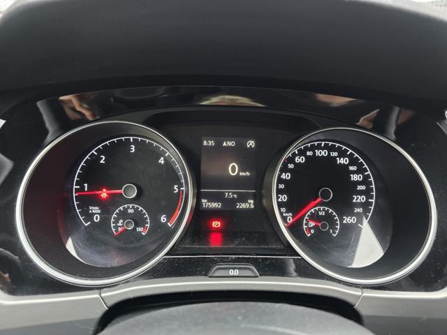 VOLKSWAGEN Touran 2.0 TDI 150 CV SCR DSG BlueMotion Tech