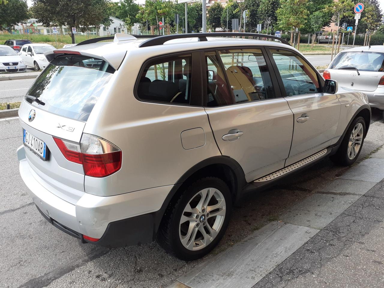 Bmw X3 2.0d cat Futura CERCHI LEGA E PEDANE