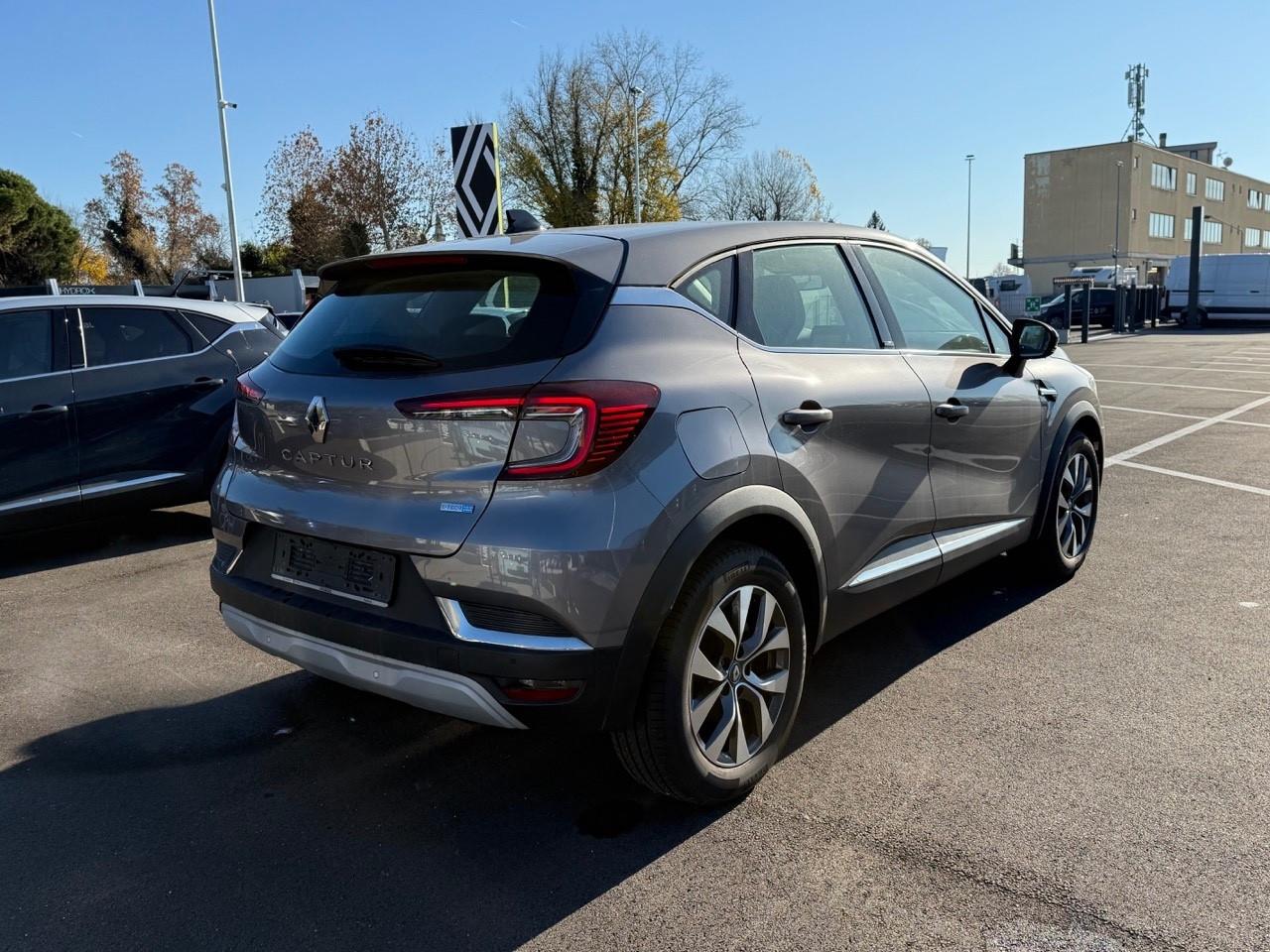 Renault Captur Plug-in Hybrid E-Tech 160 CV Intens