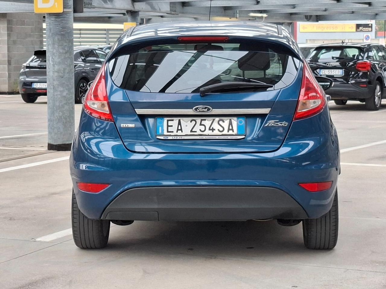 Ford Fiesta 1.4 TDCi 68CV 5 porte Titanium