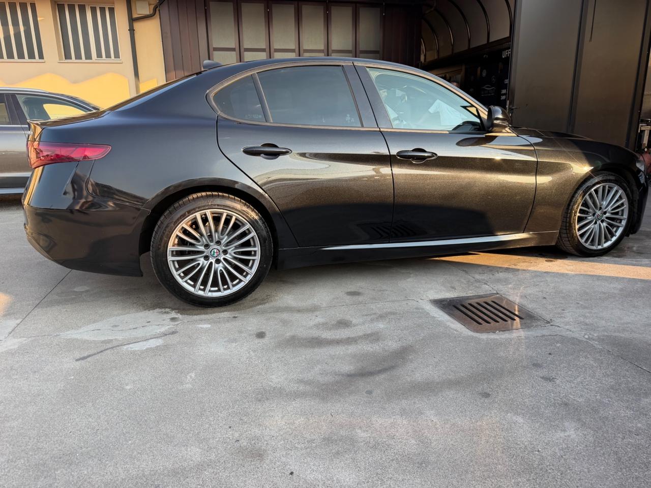 Alfa Romeo Giulia 2.2 Turbodiesel 150 CV AT8 Business