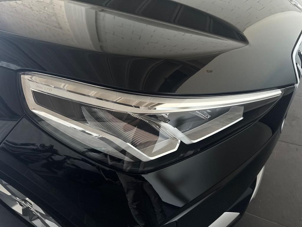 BMW X1 18 d X-Line sDrive DCT