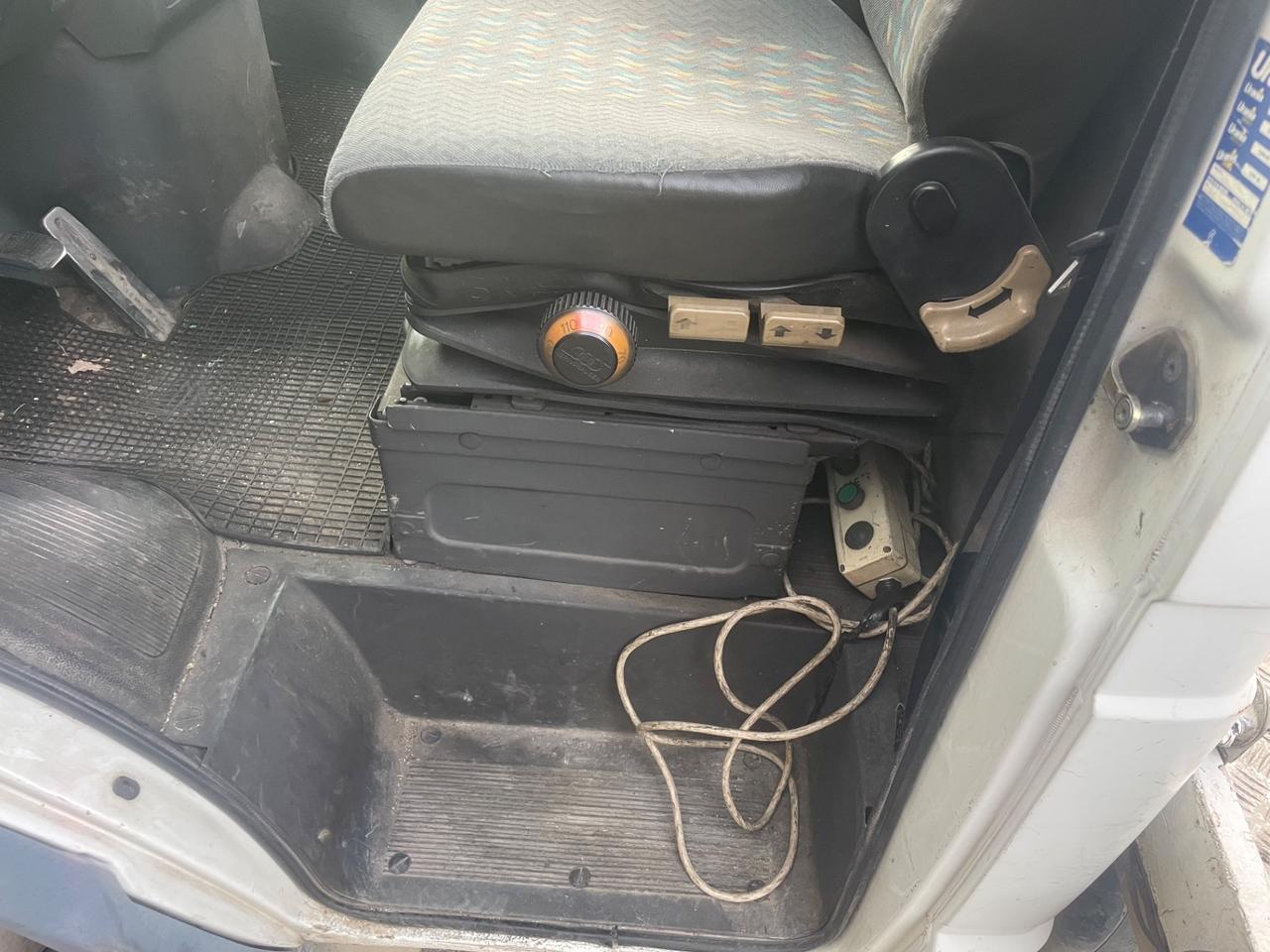 Iveco Daily 35.12 2.8 TDI PC Carratrezzi