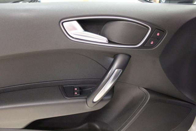 AUDI A1 1.6 TDI 105 CV S LINE SLINE