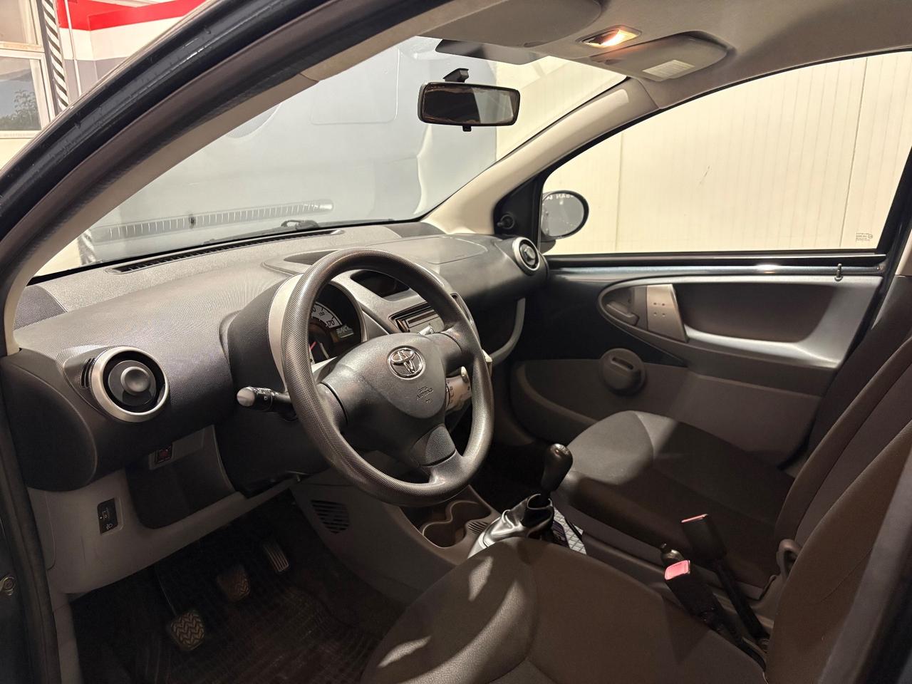 Toyota Aygo 1.0 12V VVT-i 5 porte