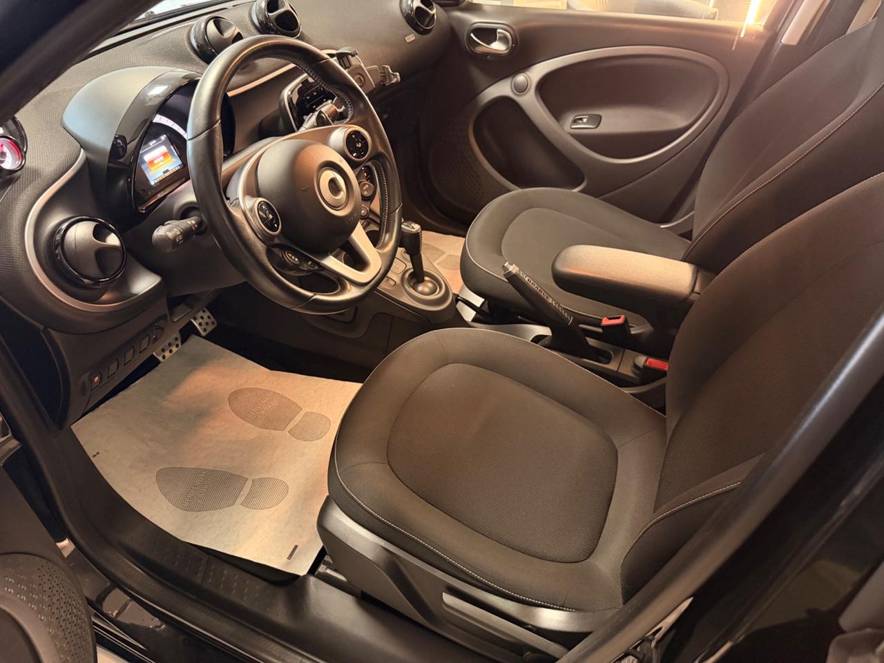 Smart ForFour BRABUS 0.9 Turbo twinamic Xclusive