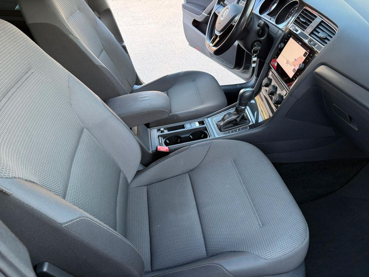 Volkswagen Golf 7.5 1.6 TDI - 115CV - DSG