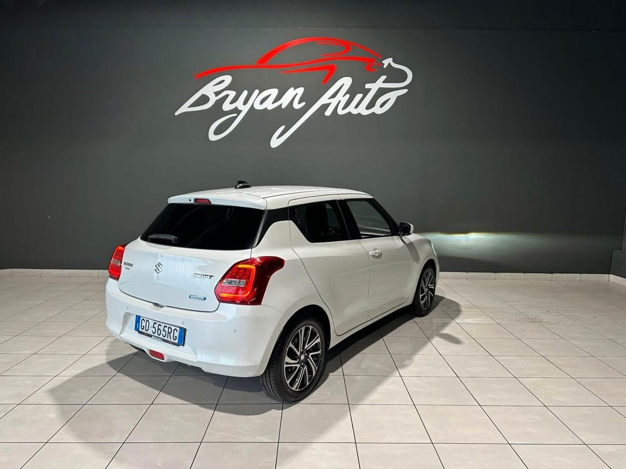 Suzuki Swift 1.2 Hybrid Top