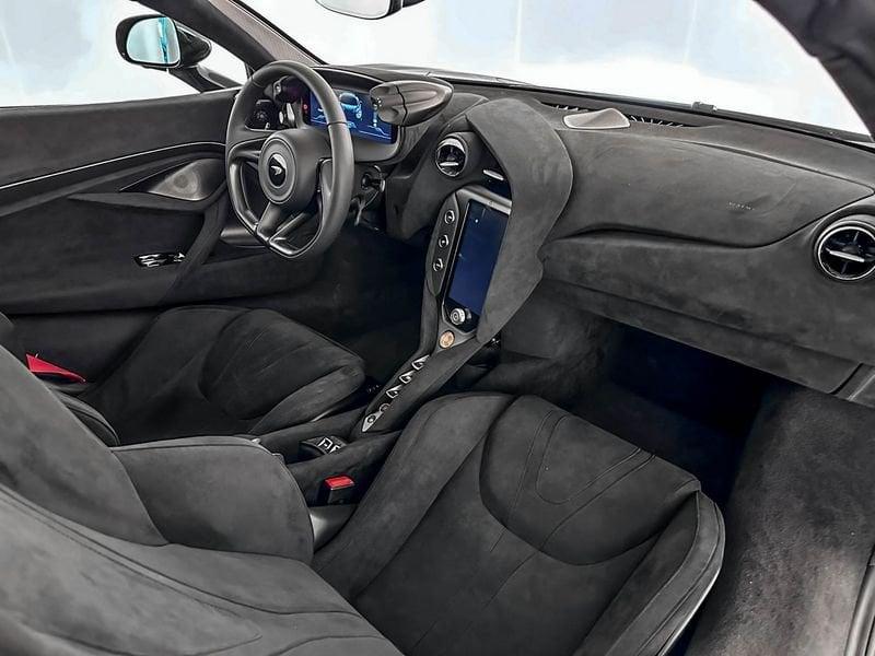 McLaren 750S Spyder 4.0 V8 Spider MY27 - McLaren Milano