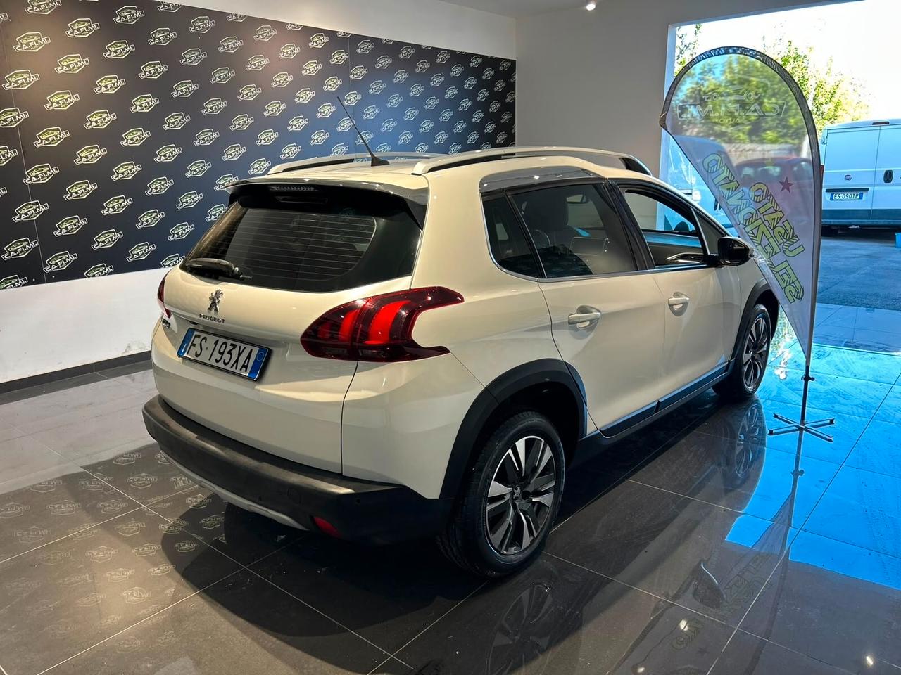 Peugeot 2008 PureTech 82 S&S Allure