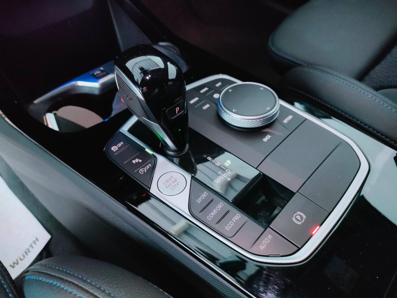 BMW Serie 1 F40 - 118d Msport auto