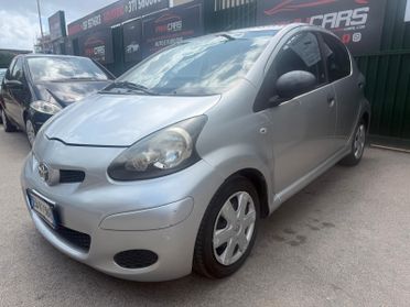 Toyota Aygo 1.0 12V VVT-i 5 porte Sol GPL