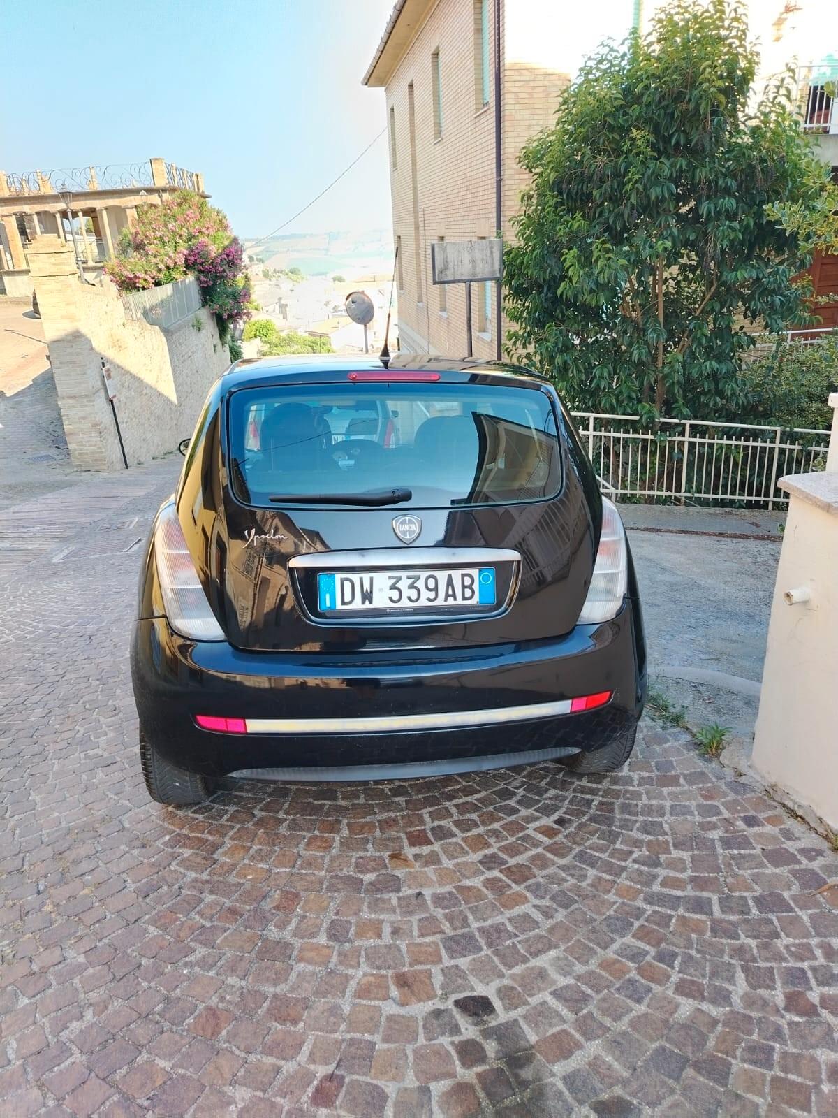 Lancia Ypsilon 1.2 Versus