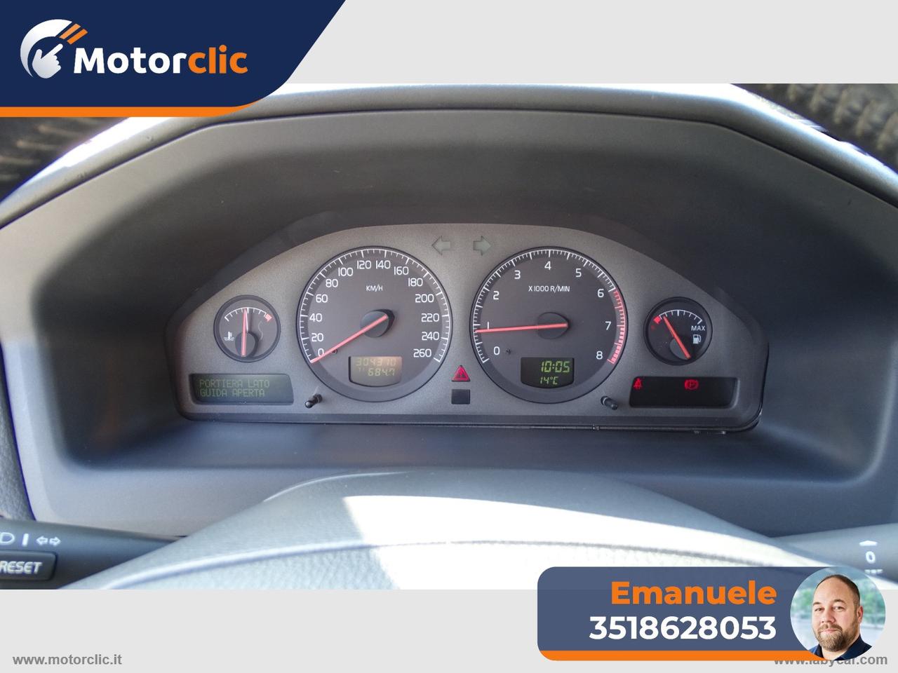 VOLVO V70 2.4 T AWD XC