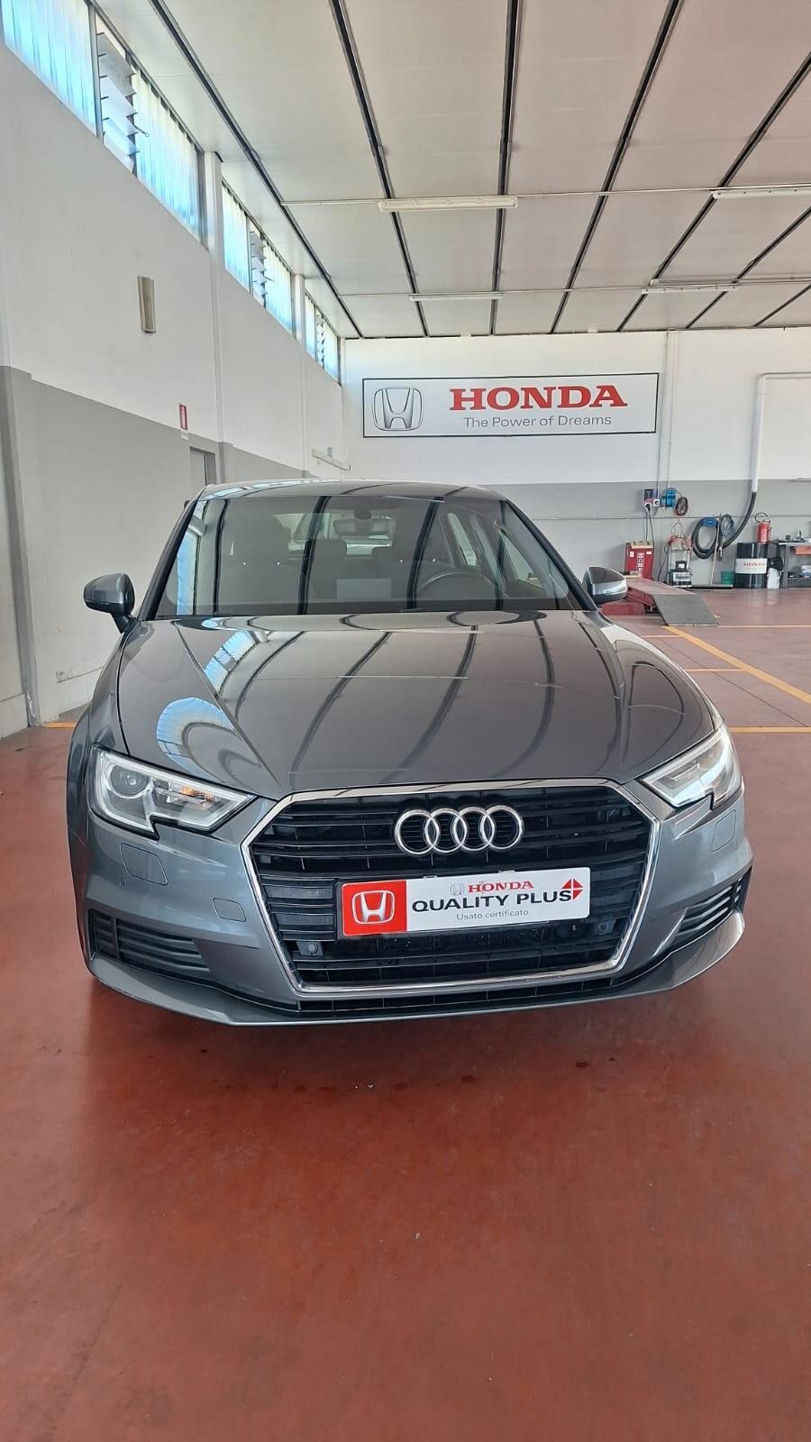 Audi A3 Sedan 1.6 TDI 116 CV Business