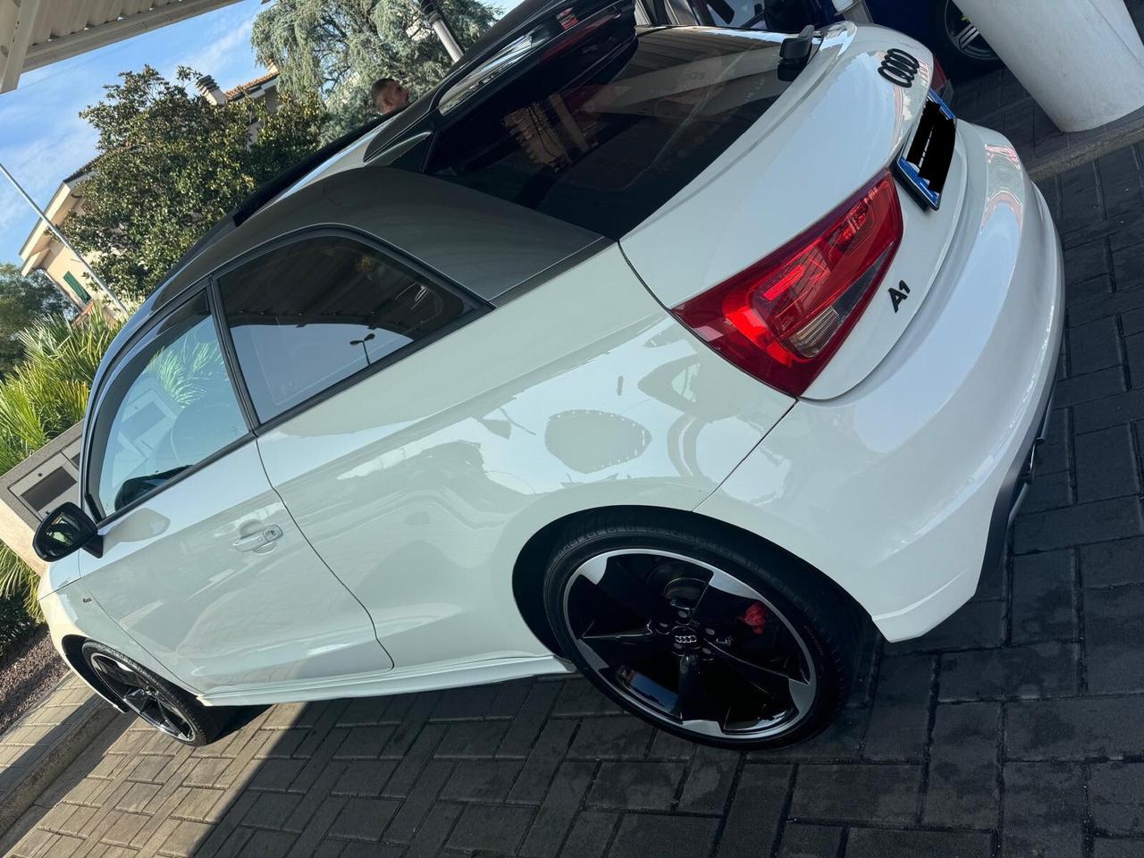 Audi A1 1.6 TDI Ambition S-line