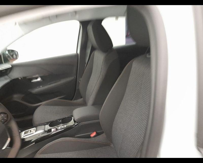 Peugeot 208 5P - Business Hybrid 110 E-DCS6