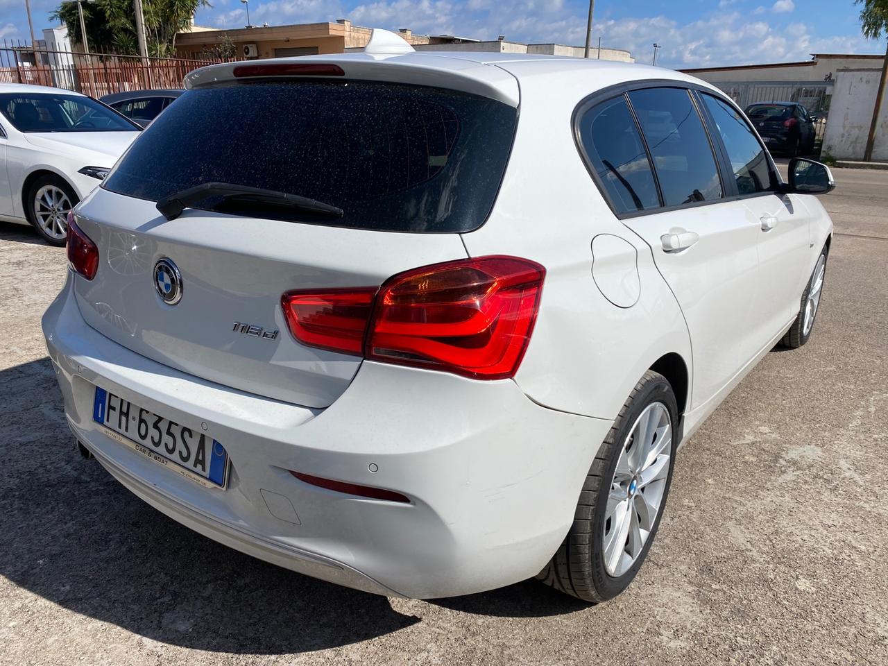 Bmw 116 116d 5p. Efficient Dynamics Urban