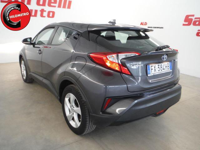 TOYOTA C-HR 1.8 Hybrid E-CVT Business