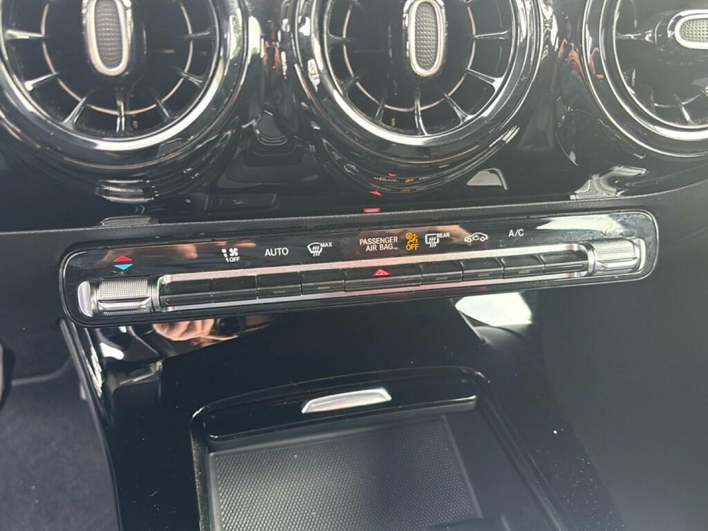 Mercedes Classe A 180 180 D Advanced 8G-DCT