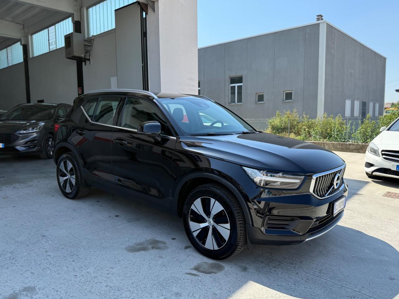 Volvo XC40 T4 Recharge Plug-in Hybrid automatico Plus Bright