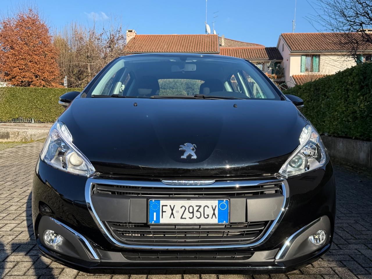 Peugeot 208 BlueHDi 75 5p Allure