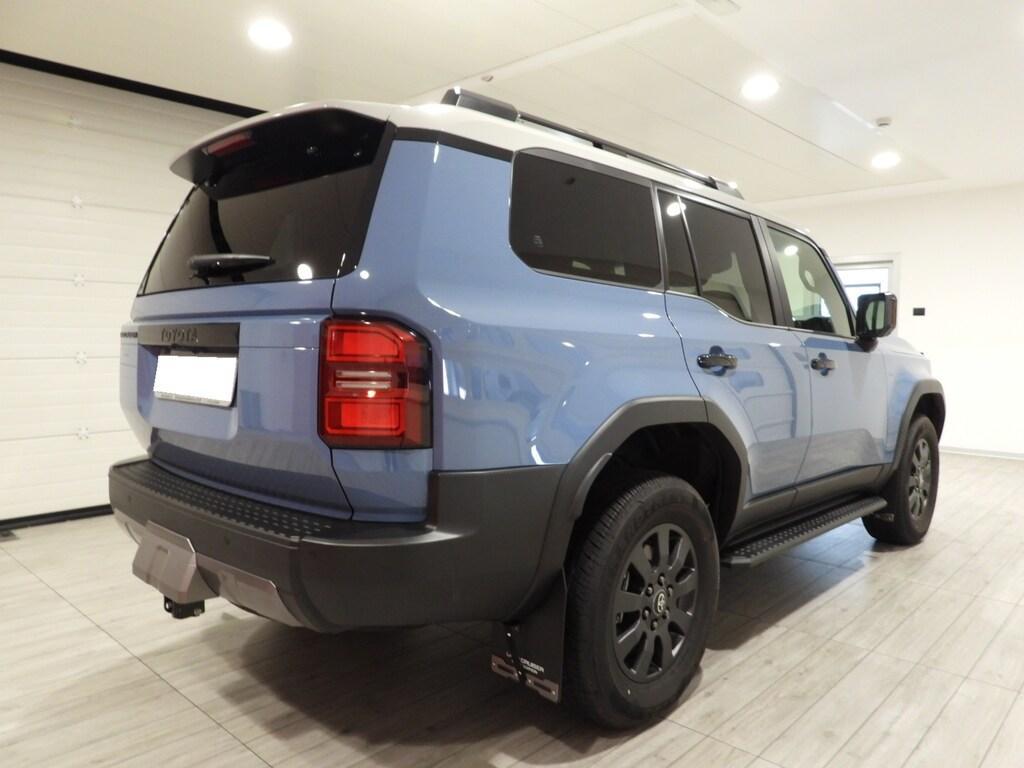 Toyota Land Cruiser 2.8 D-4D First Edition AWD Auto