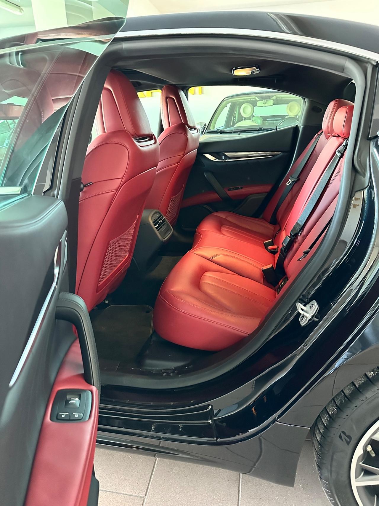 Maserati Ghibli V6 Diesel Gransport PERMUTO