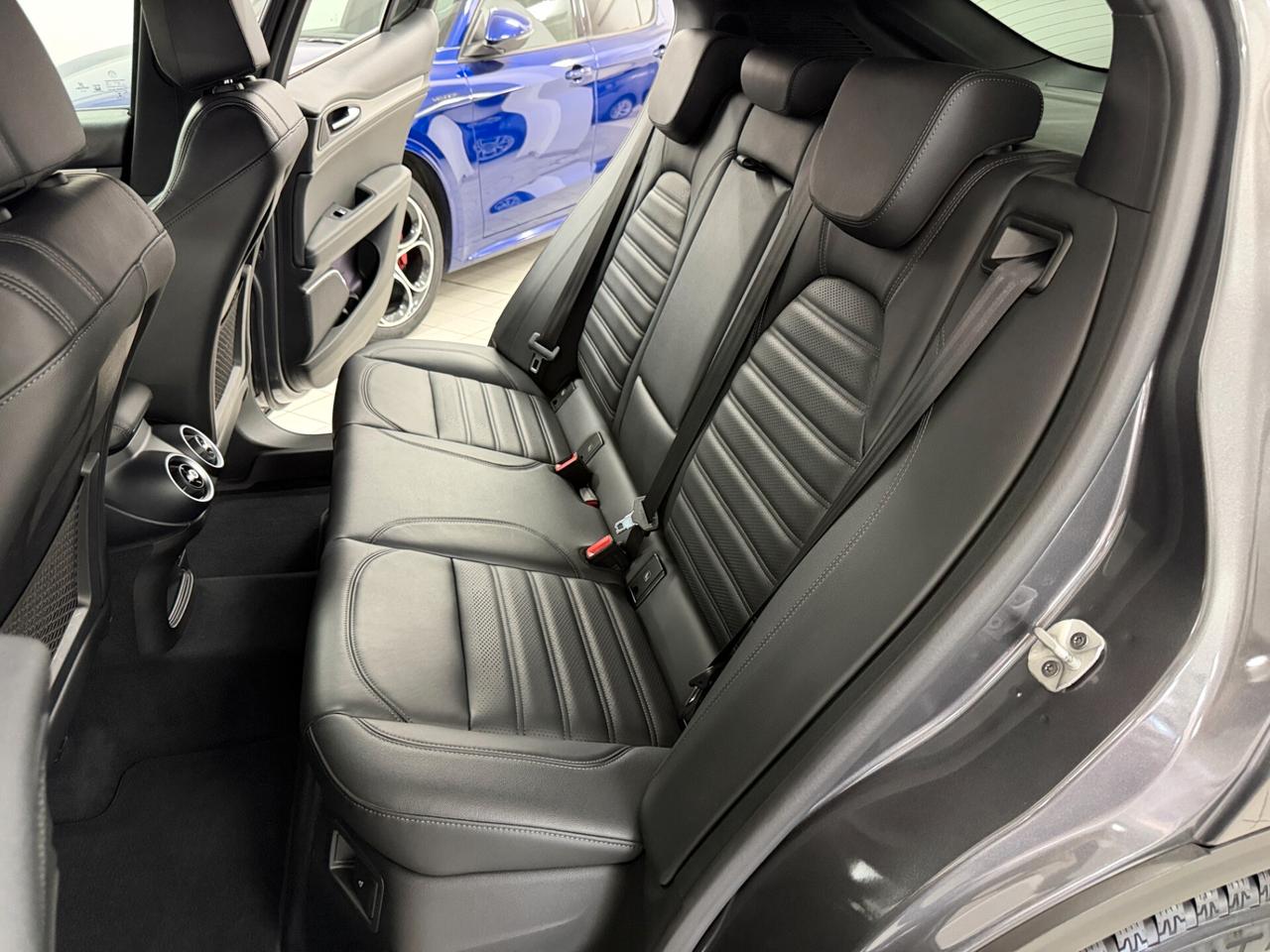 Alfa Romeo Stelvio 2.2 TD SEDILI SPORTIVI VELOCE AT8 Q4 KIT DISTRIBUZIONE ESEGUITO E VOLANTE RISCALDATI MEMORIE