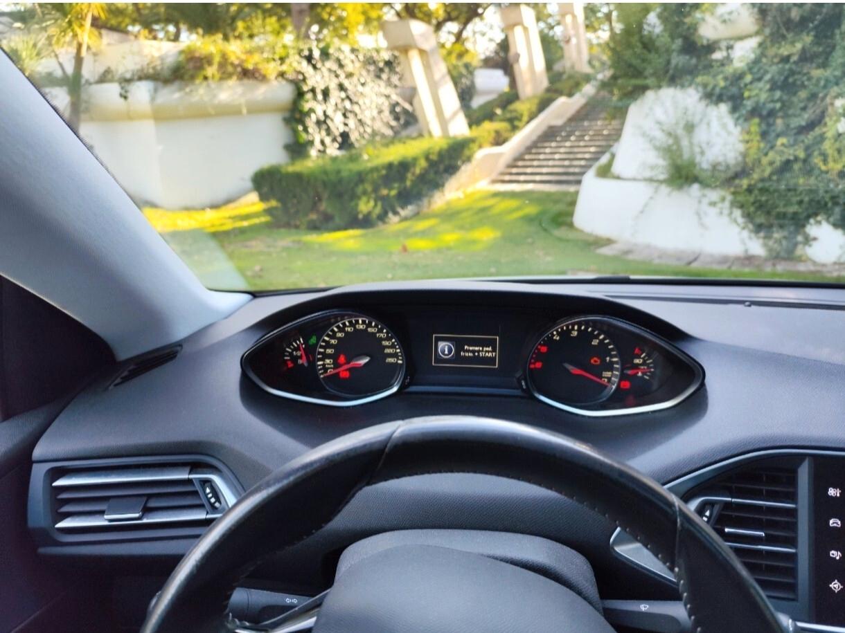 Peugeot 308 1.6 e-HDi 115 CV Stop&Start Allure