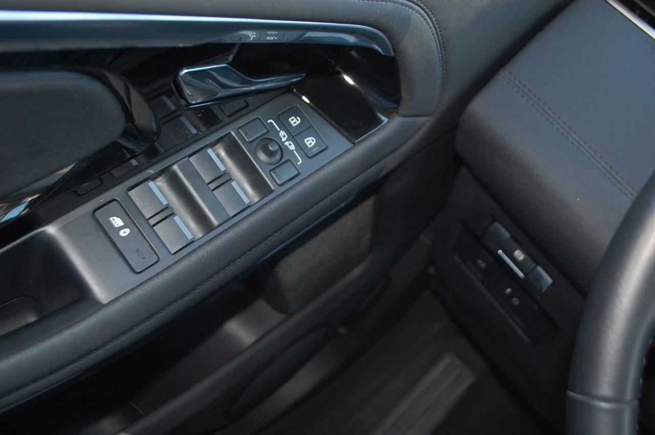 Land Rover Range Rover Evoque 2.0d i4 mhev HSE awd 163CV auto Pelle Uff Italy