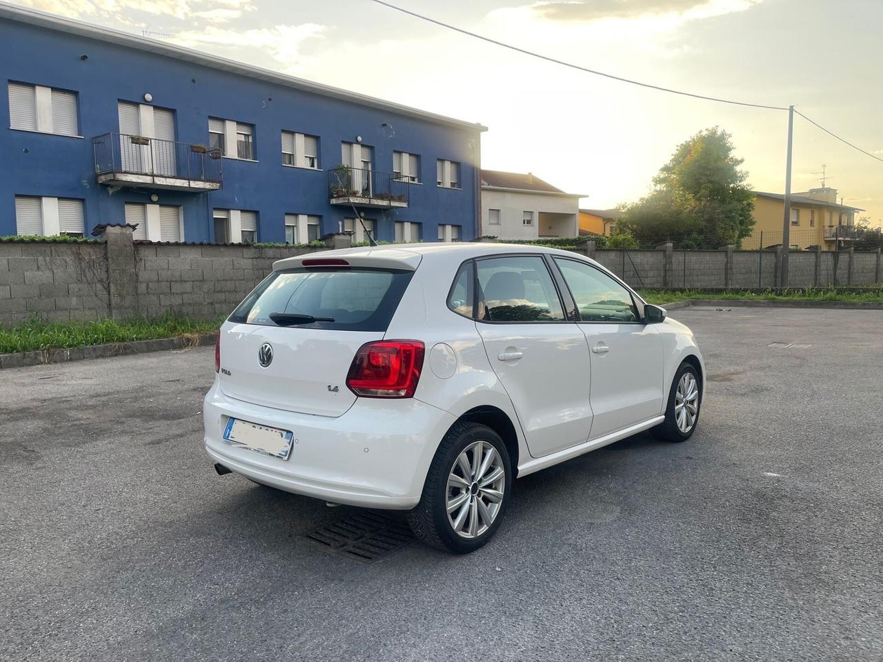 Volkswagen Polo 1.4 5 porte Highline