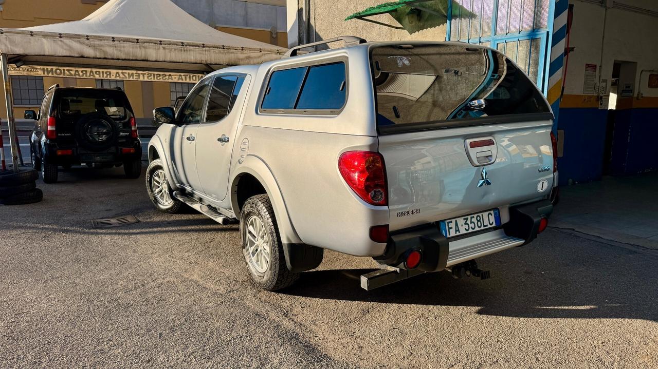 Mitsubishi L200 2.5 DI-D Double Cab Intense