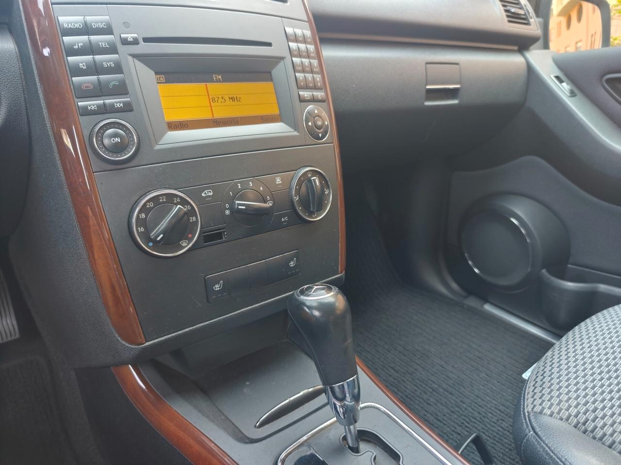 Mercedes-benz A 160 Elegance cambio automatico benz