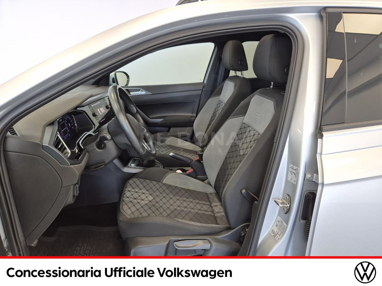 Volkswagen Taigo 1.0 tsi r-line 110cv