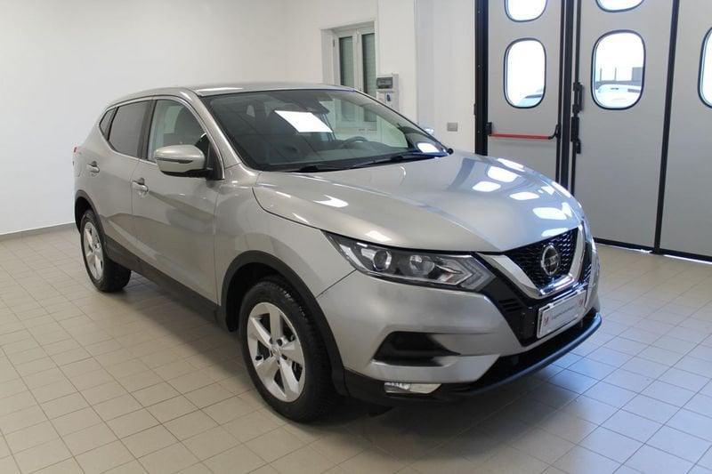 Nissan Qashqai 1.5 dCi 115 CV Business + Gancio traino